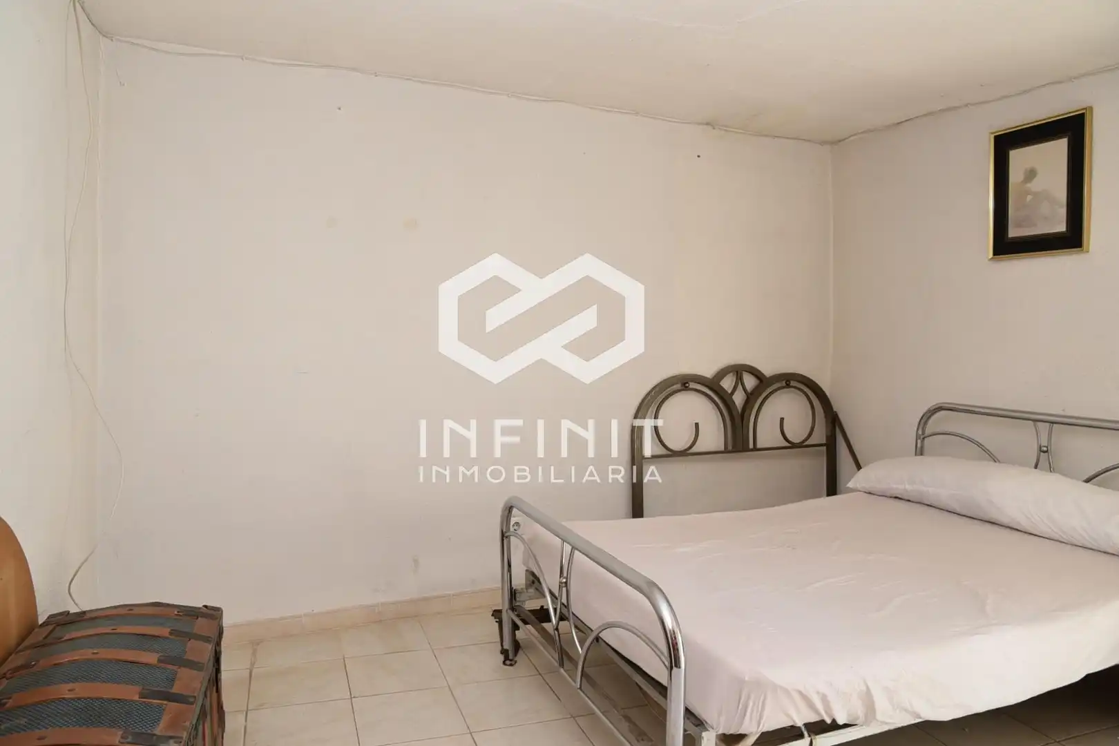 Bedroom of Houses for sale in Muduex  with Private garden, Storage room and Balcony