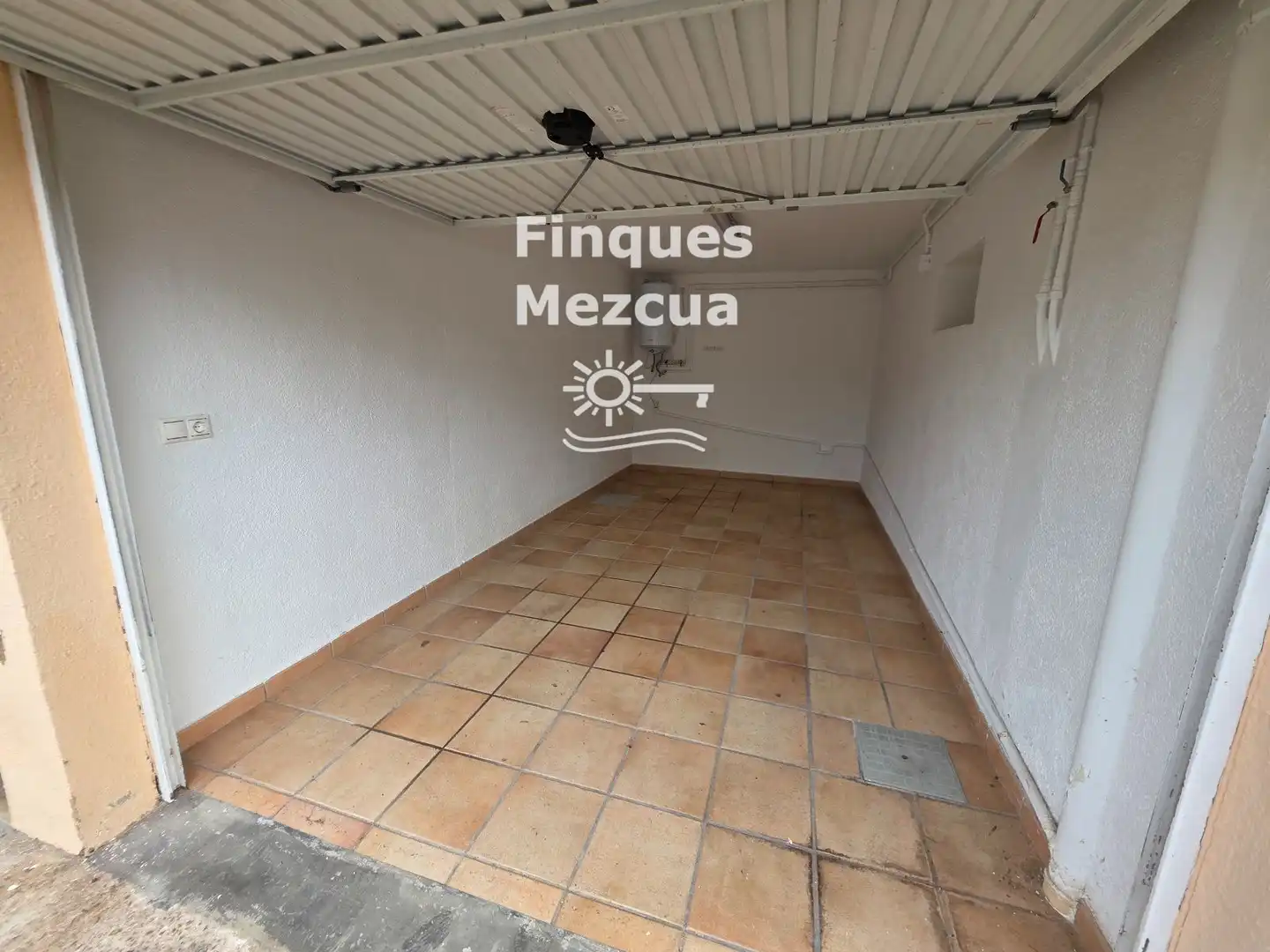 Casa adosada en venta en Els Munts