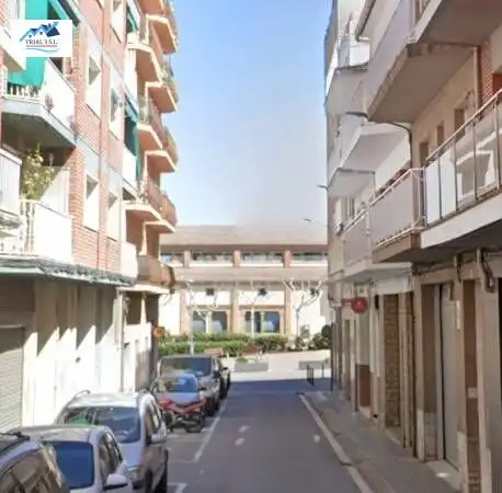 Piso con ascensor en venta en Calle ESCOLES, imagen 2