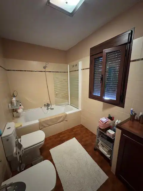 Bathroom of Residential for sale in Sevilla