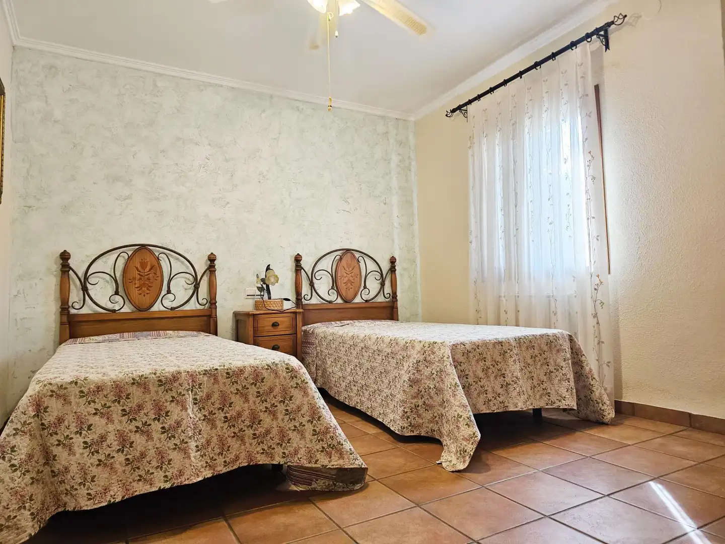 Bedroom of Houses for rent in Dénia  with Air Conditioner, Heating and Private garden