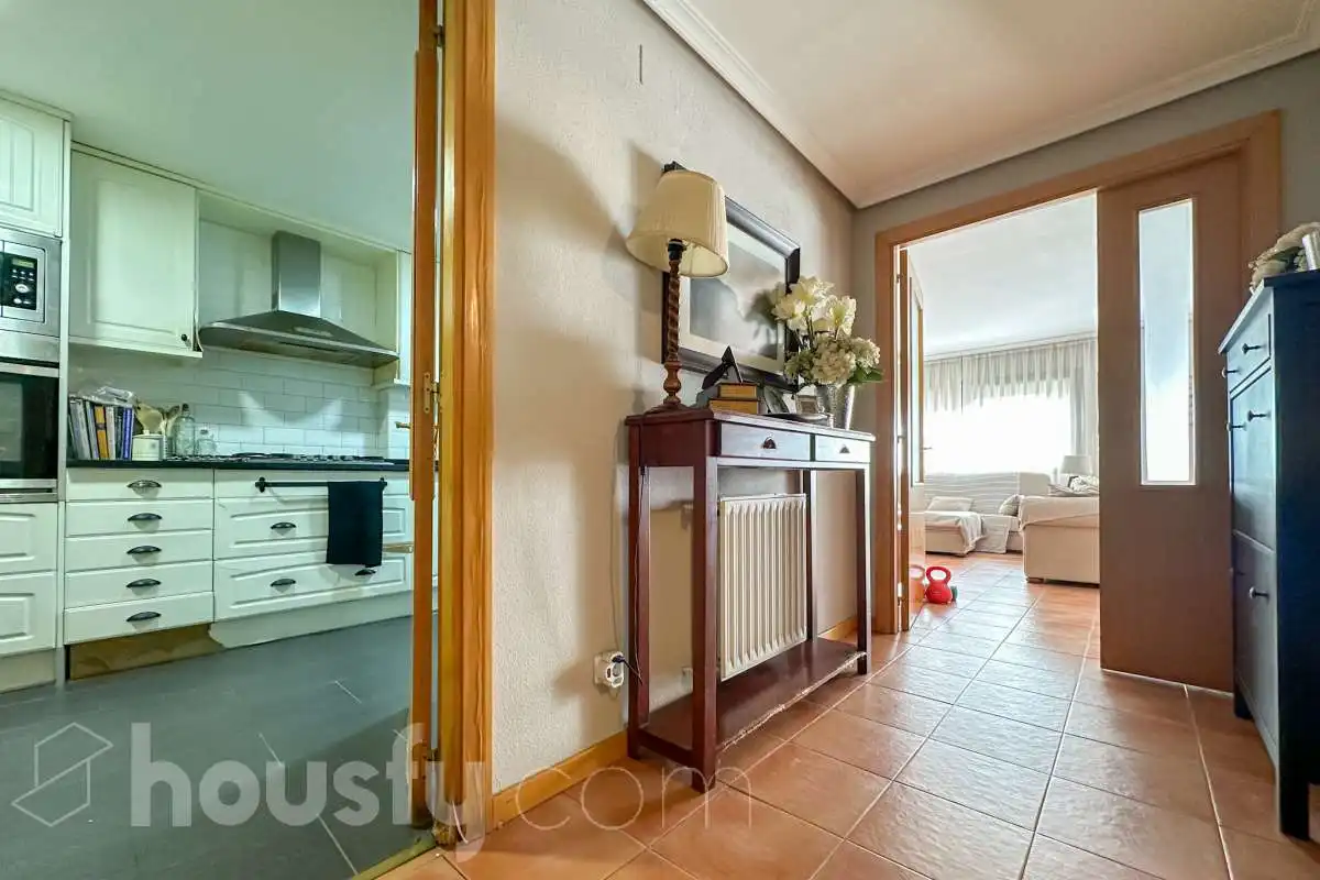 Houses for sale in Aranjuez  with Air Conditioner, Heating and Private garden