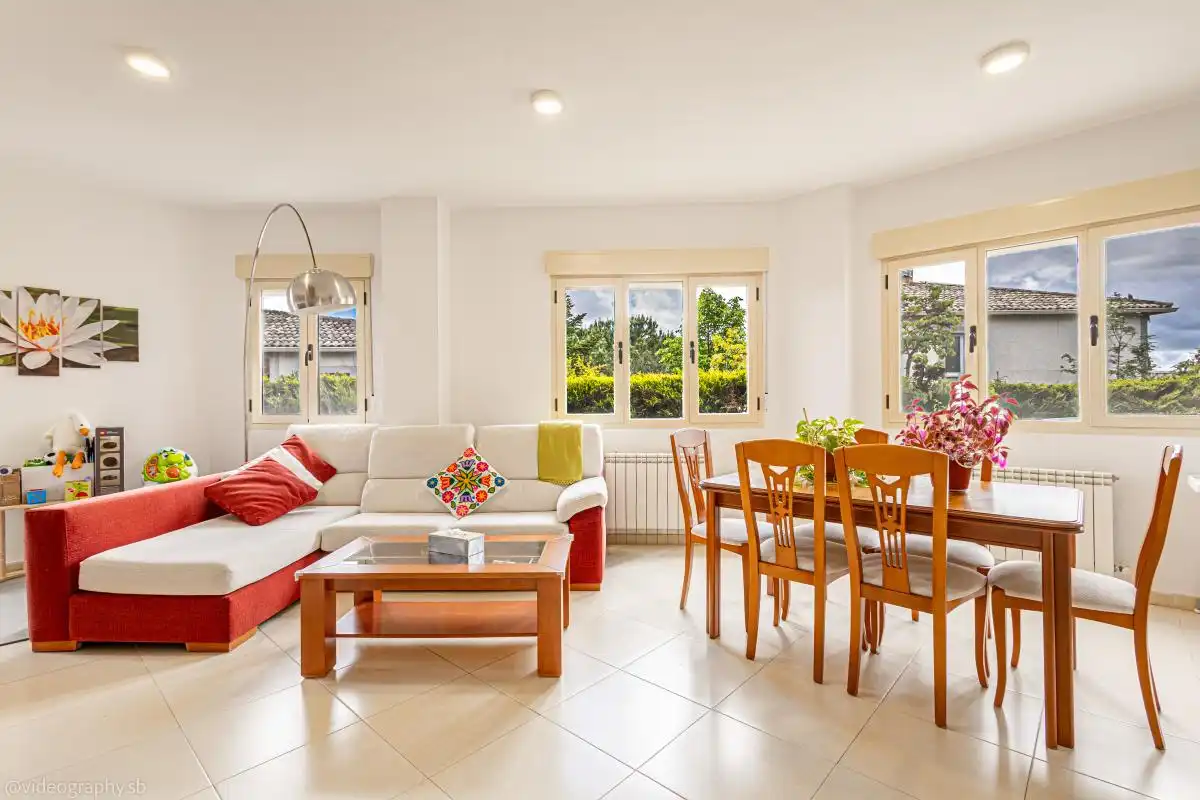 Sala de estar de Casa adosada en venta en Collado Mediano con Calefacción, Jardín privado y Terraza