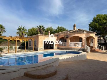 Villa con piscina in vendita a Dolores