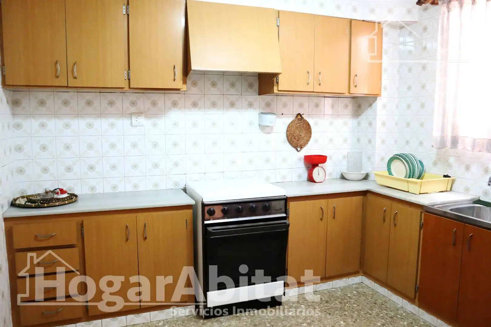 Cocina de Piso en venta en Oliva con Terraza y Balcón