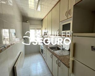 Kitchen of Flat to rent in  Madrid Capital  with Air Conditioner, Heating and Terrace