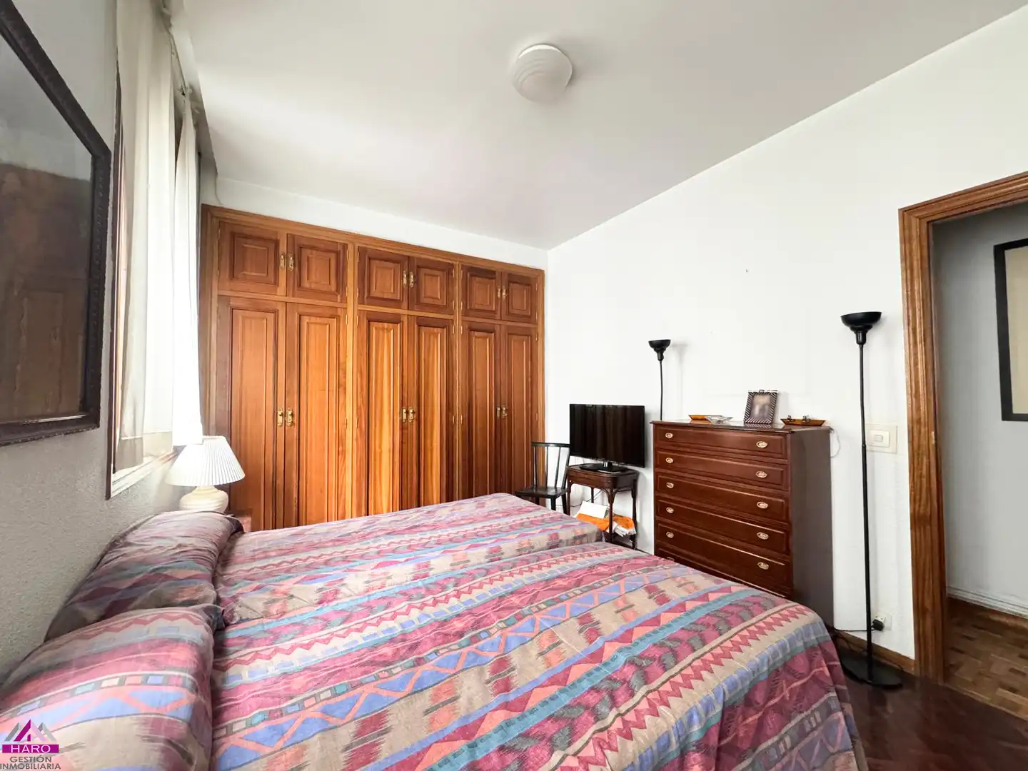Habitación de Piso en venta en Madrid con Calefacción, Trastero y Balcón