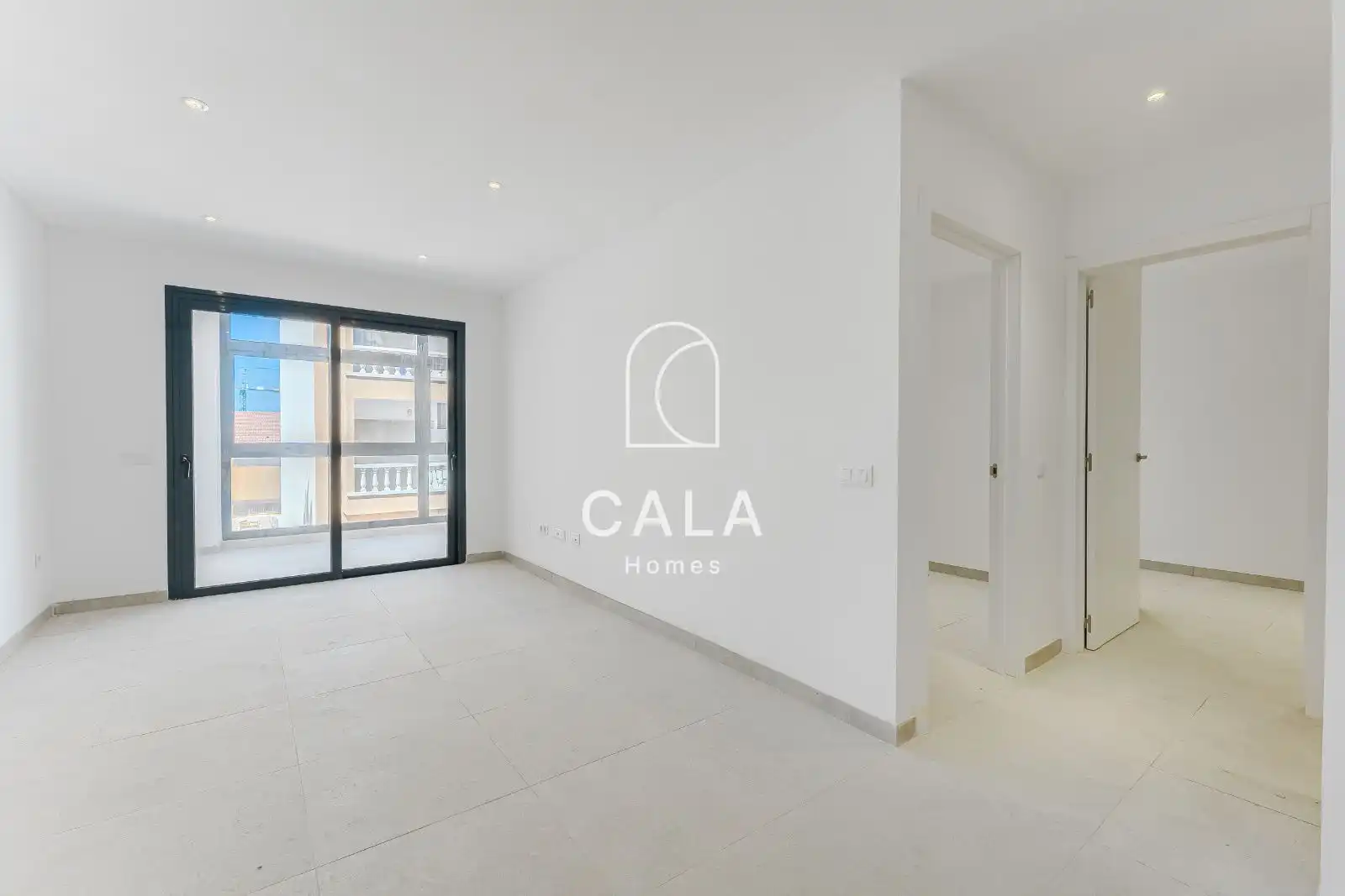 Außenansicht von Wohnung zum Verkauf in Guía de Isora mit Klimaanlage, Heizung und Terrasse