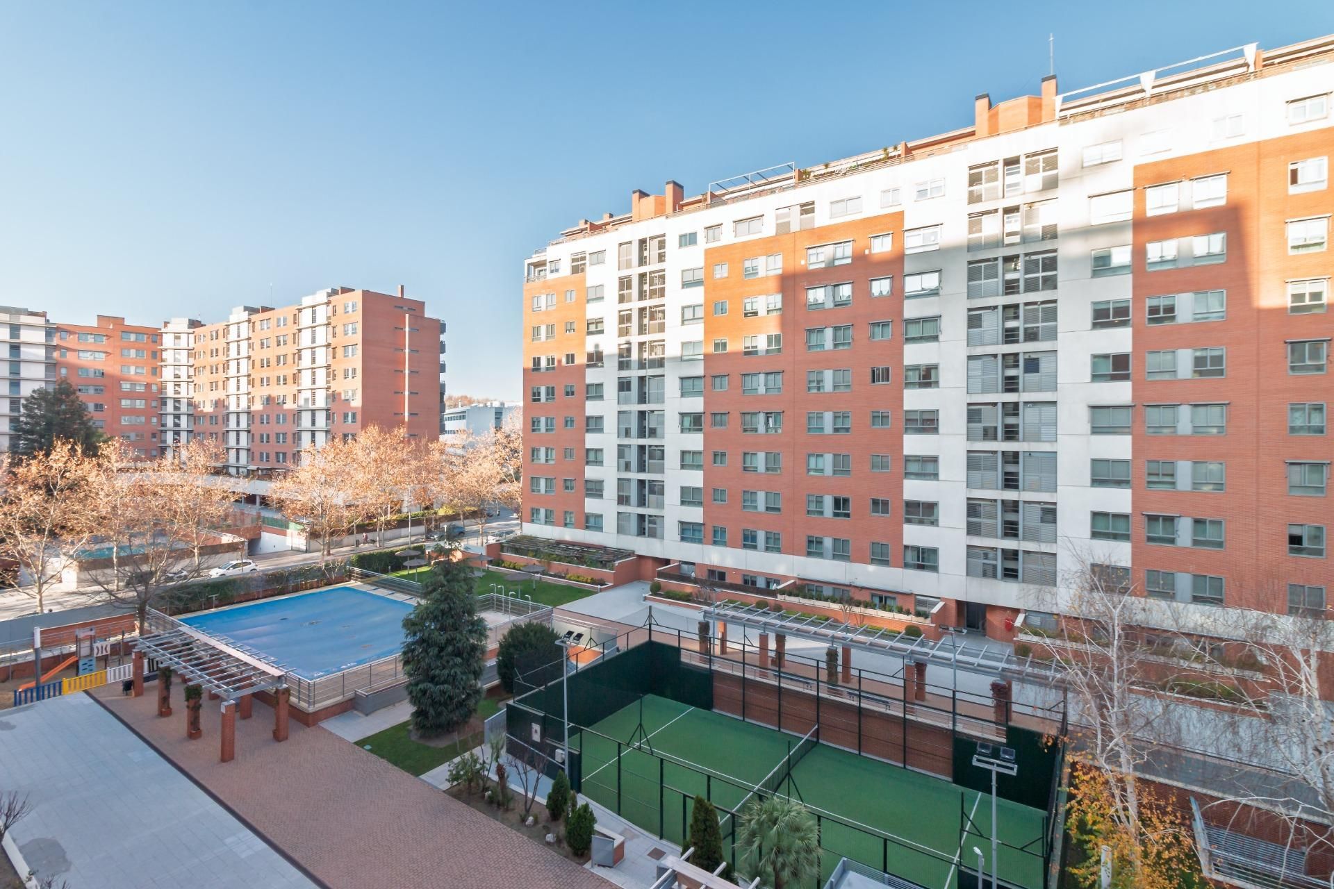 Terrace of Flat for sale in  Madrid Capital  with Air Conditioner, Heating and Private garden
