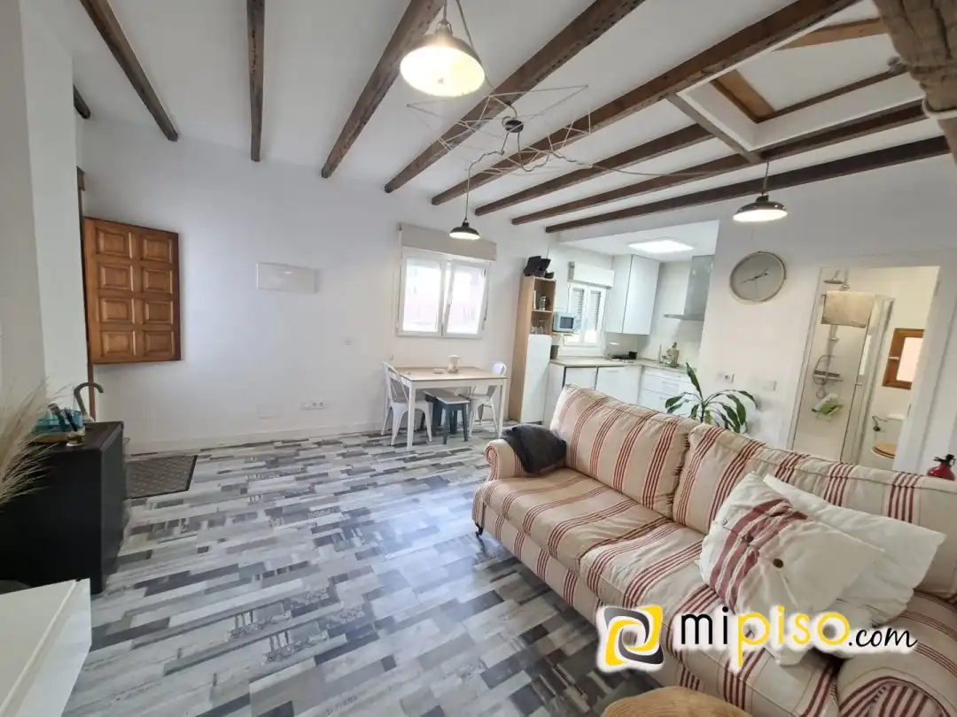 Sala de estar de Piso de alquiler en Santoña con Amueblado