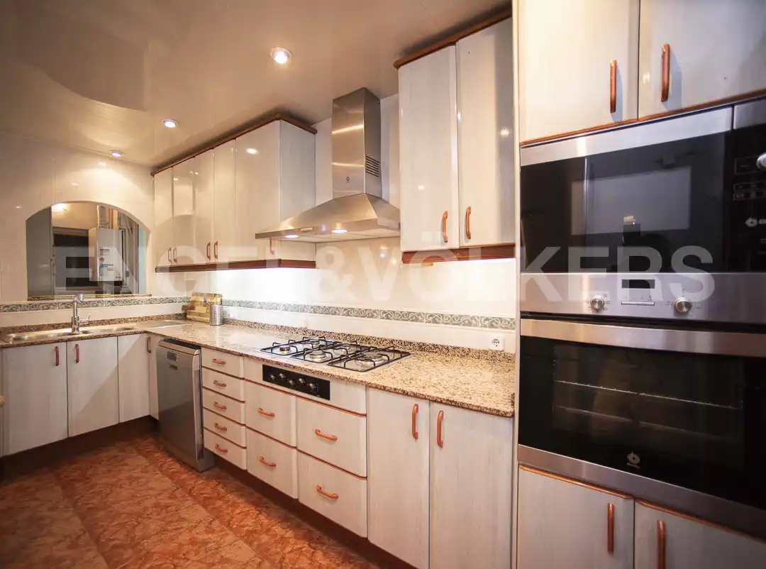 Kitchen of Flat for rent in Barcelona  with Air Conditioner, Heating and Parquet flooring