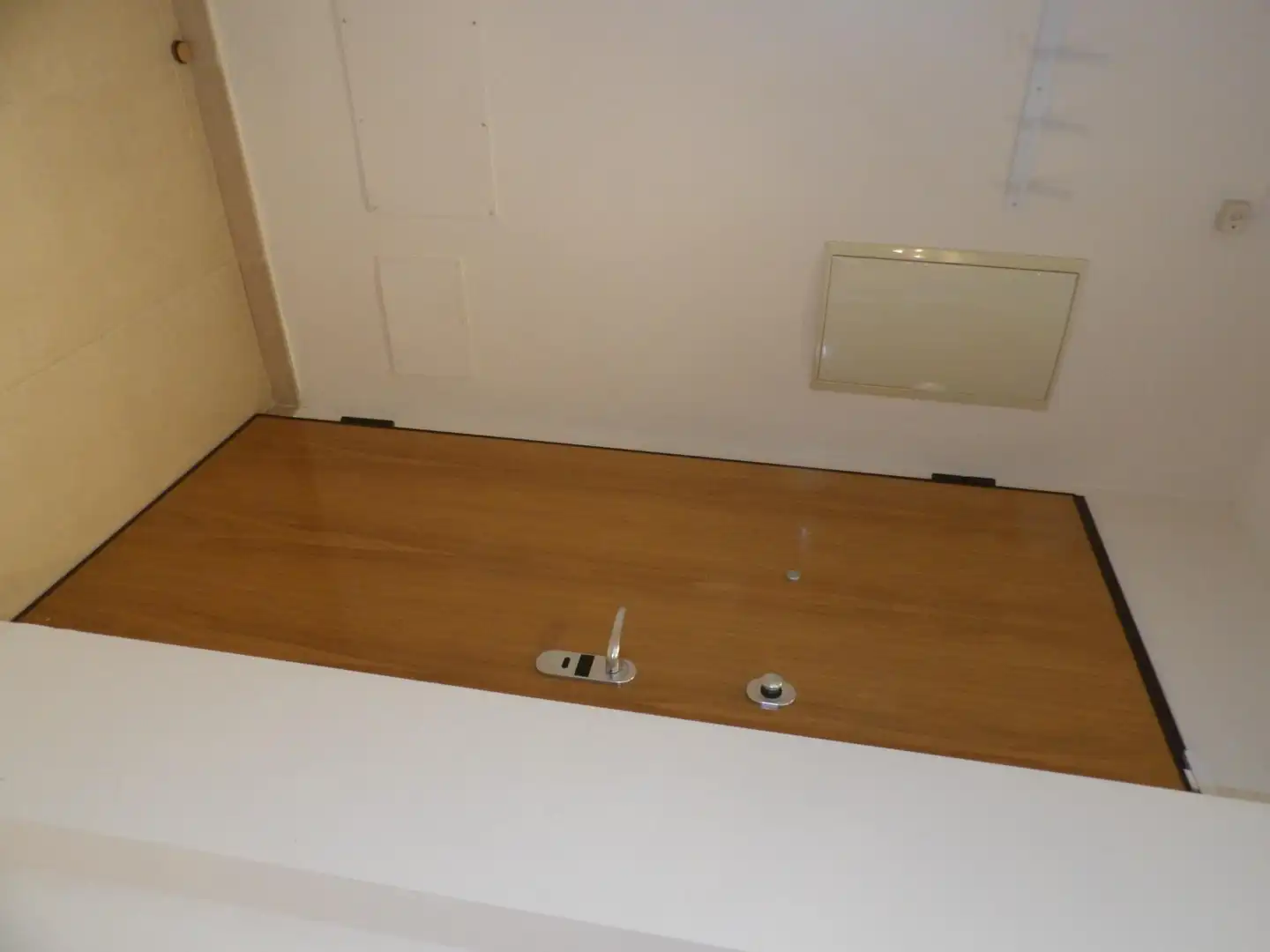 Bathroom of Flat for sale in Algeciras  with Balcony