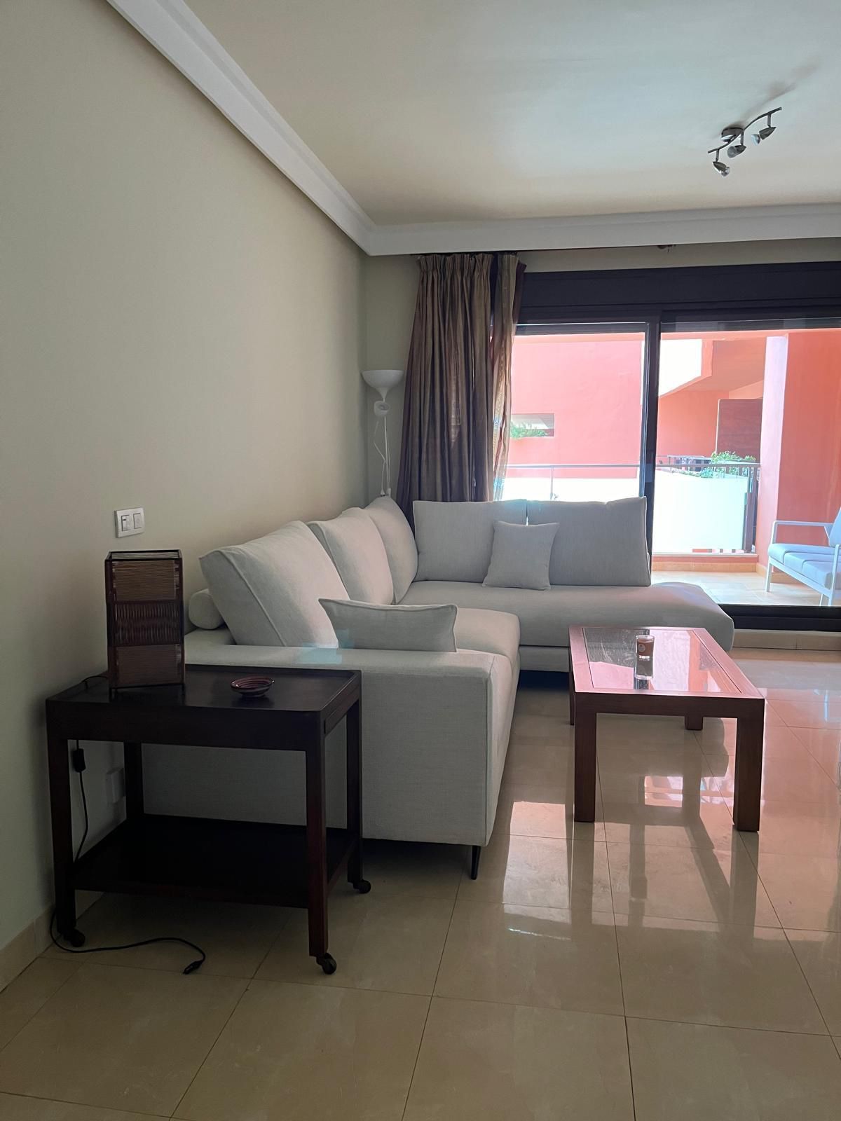 Living room of Apartment to rent in Estepona  with Air Conditioner, Terrace and Swimming Pool