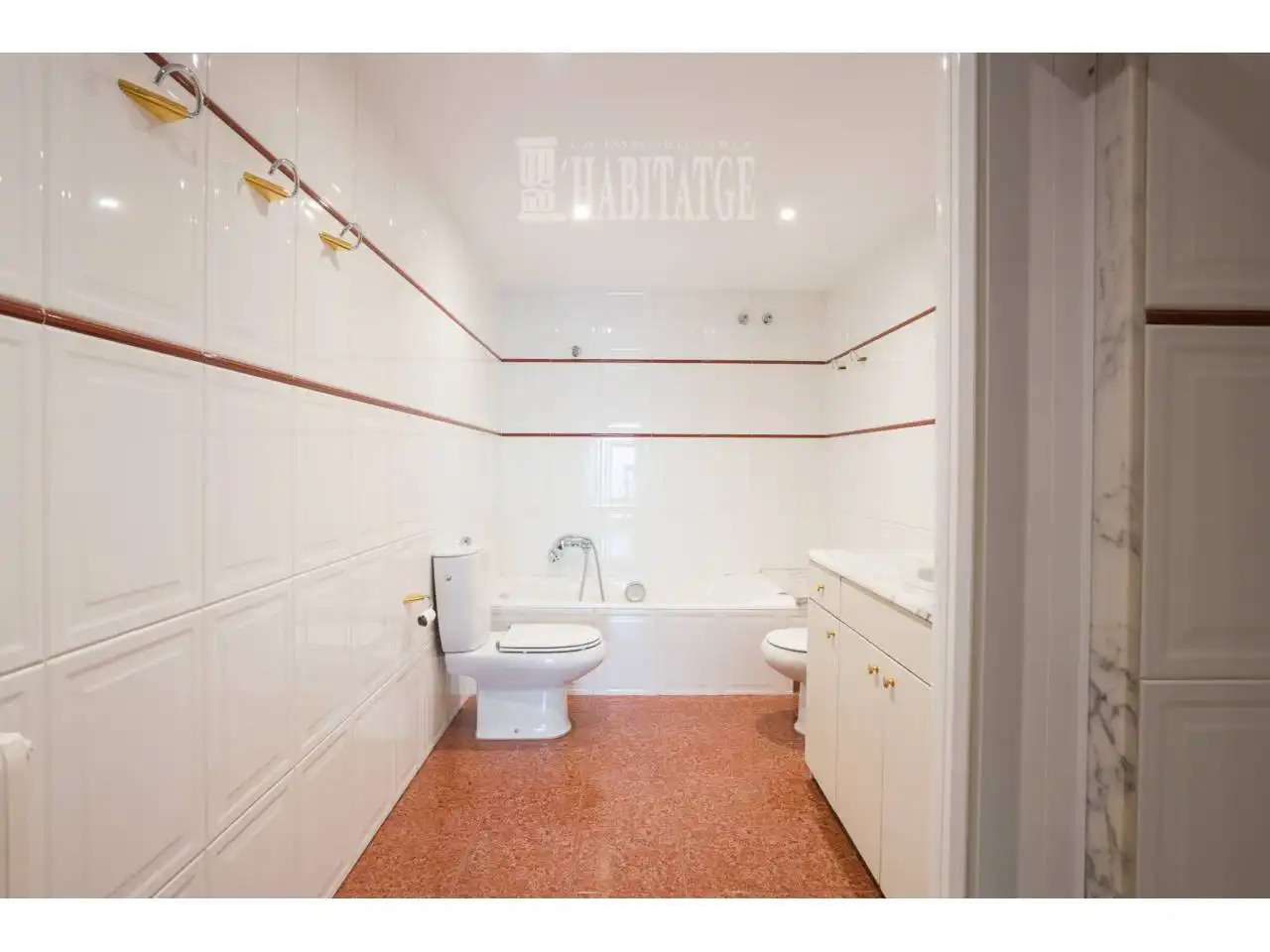 Baño de Piso en venta en Vic con Aire acondicionado, Calefacción y Parquet
