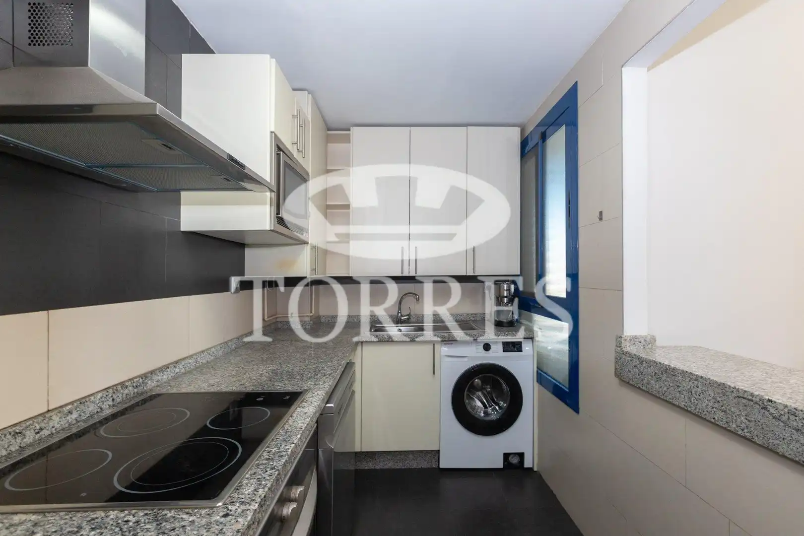 Cuina de Pis en venda en Málaga amb Aire condicionat, Terrassa i Traster