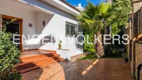 Exterior view of House or chalet for sale in Dos Hermanas  with Air Conditioner, Heating and Private garden