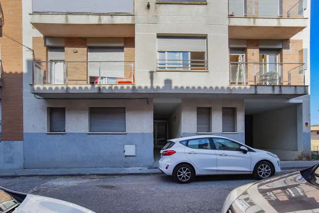 Vista exterior de Pis en venda en Prats de Lluçanès