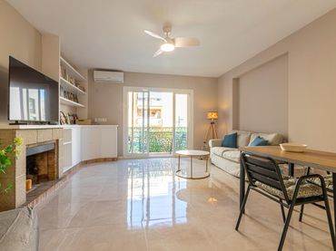 Duplex avec balcon à vendre à Plaça Indústria 3