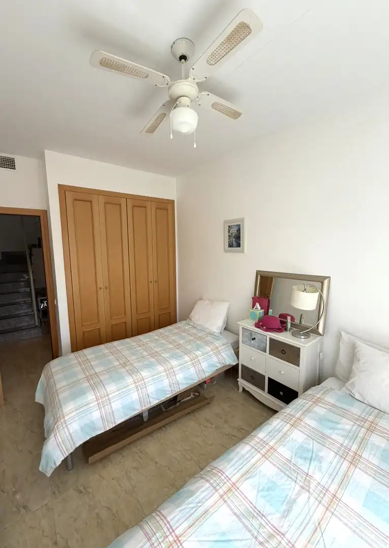 Habitación de Casa o chalet en venta en El Perelló con Aire acondicionado, Calefacción y Jardín privado
