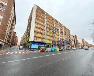 Exterior view of Flat for sale in Salamanca Capital  with Heating, Parquet flooring and Balcony