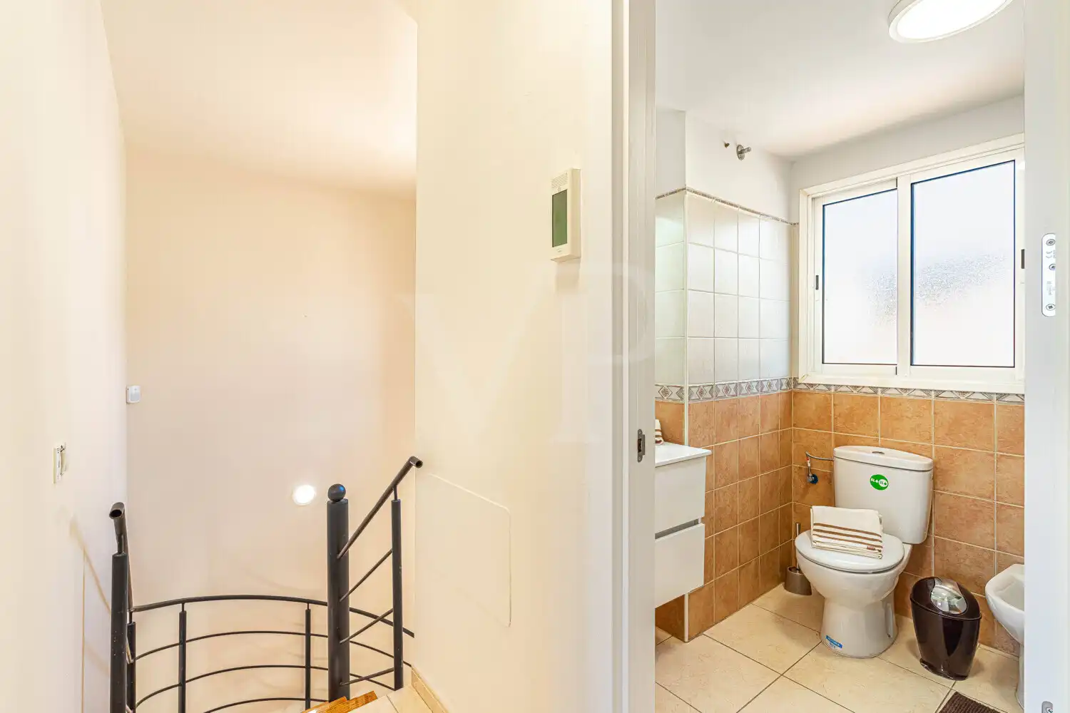 Baño de Casa adosada en venta en Arona con Terraza y Piscina comunitaria