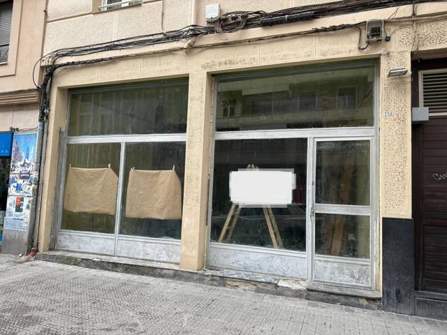 Local comercial en Venta en Alhóndiga