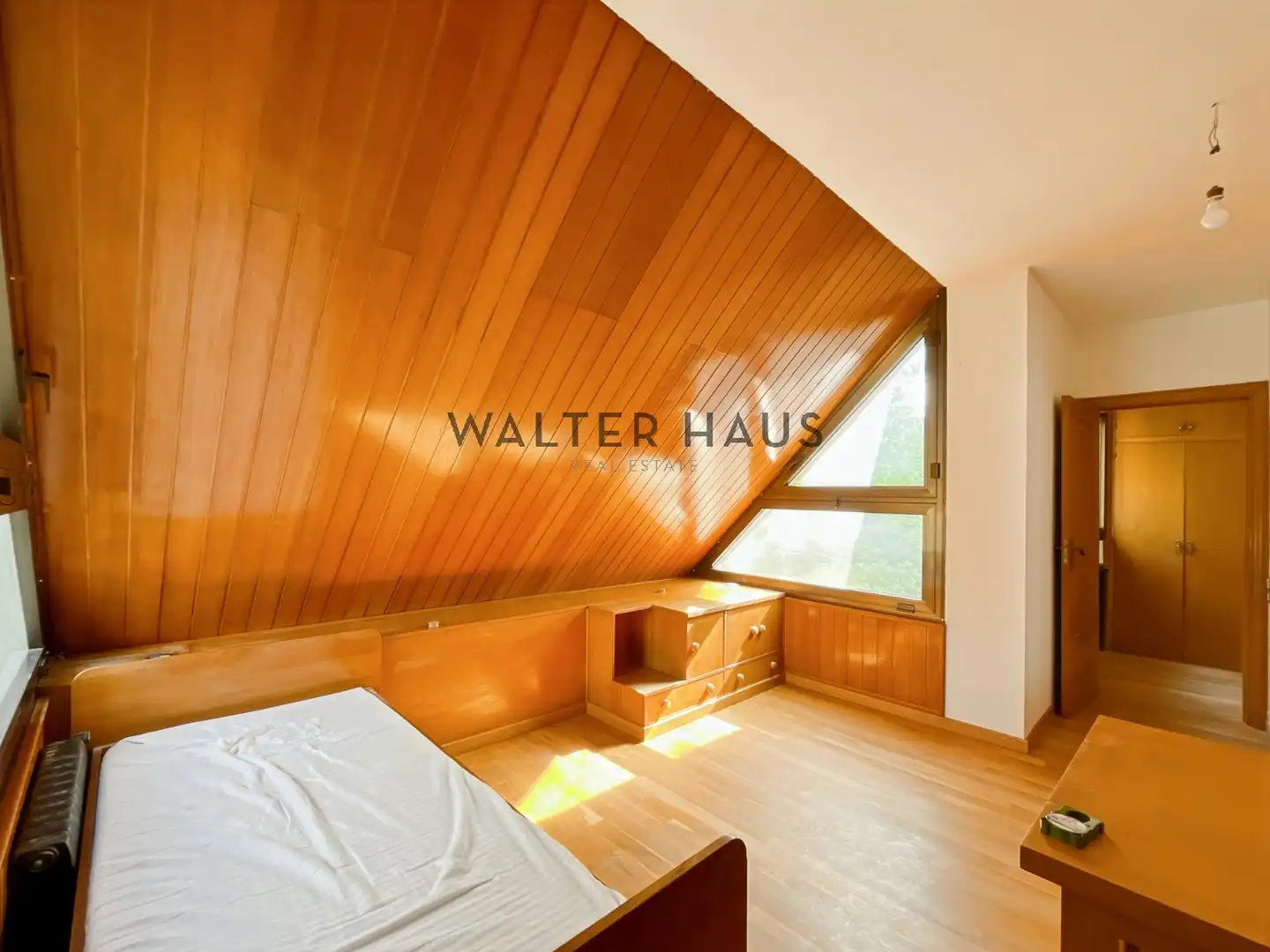 Houses for rent in Carrer d'Àngel Guimerà, L'Eixample