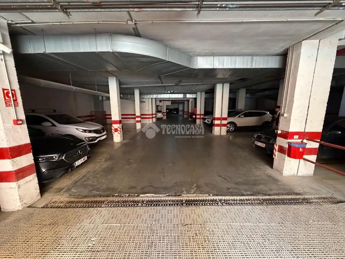 Parkplatz von Wohnung zum Verkauf in Jaén mit Terrasse