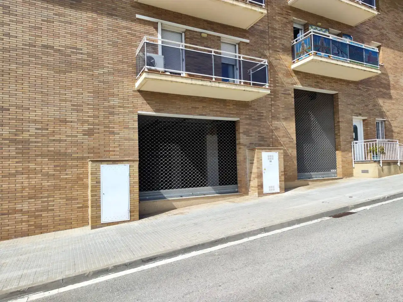 Local commercial à louer à Avenida Paísos Catalans, imagen 3