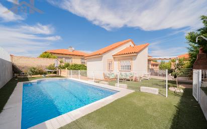 Piscina de Casa o xalet en venda en Méntrida amb Piscina