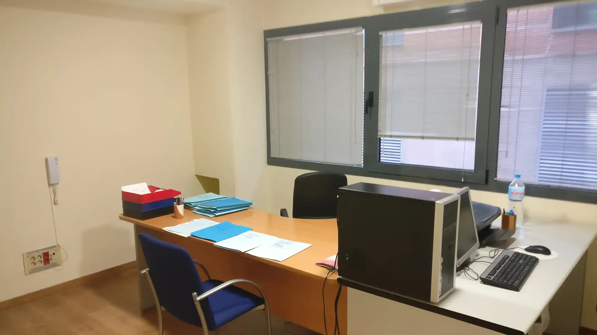 Büro zum Verkauf in Toledo mit Klimaanlage, Heizung und Abstellraum