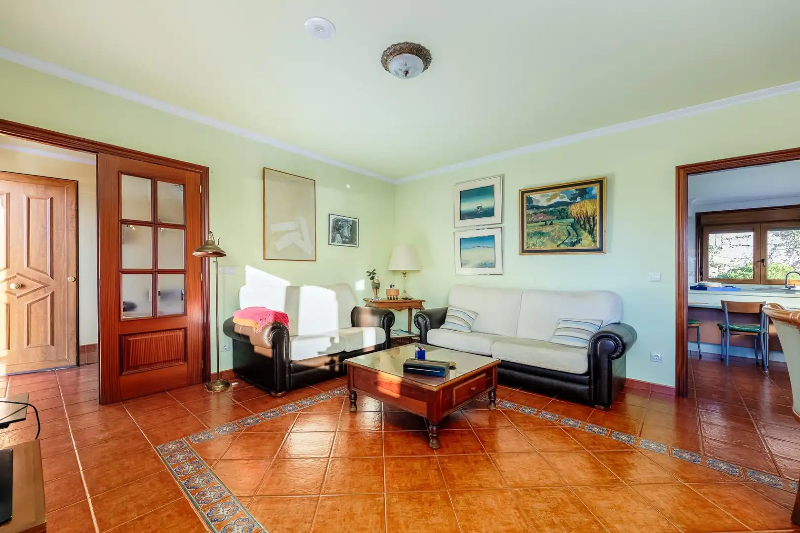 Wohnzimmer von Haus oder Chalet zum Verkauf in Moaña mit Heizung, Abstellraum und Balkon