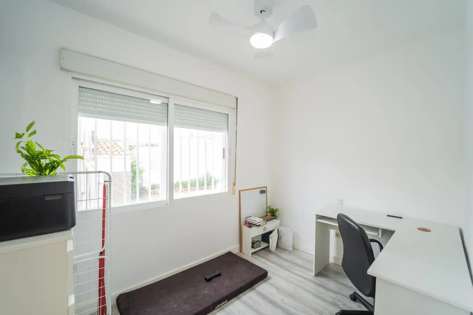 Habitación de Casa adosada en venta en Cedillo del Condado con Calefacción, Jardín privado y Terraza