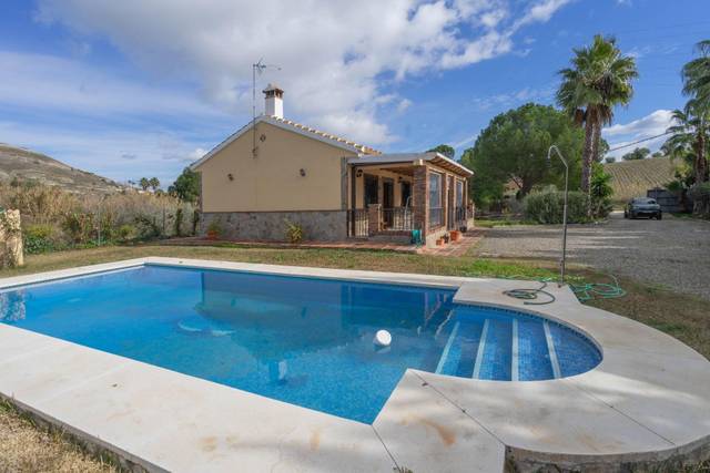 Casa-chalet en Alquiler en Centro