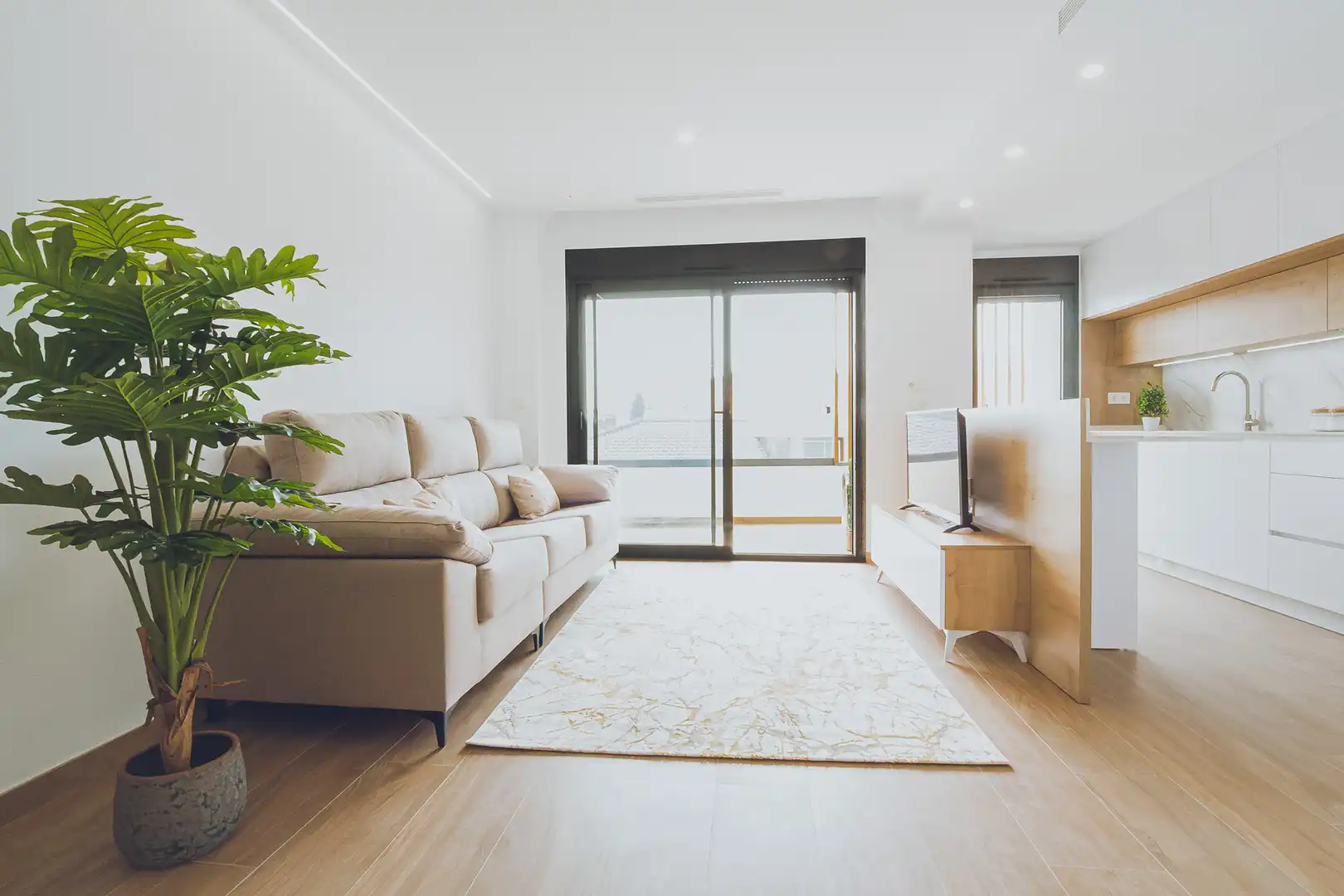 Apartamento con ascensor en venta en Calle 6 de Diciembre