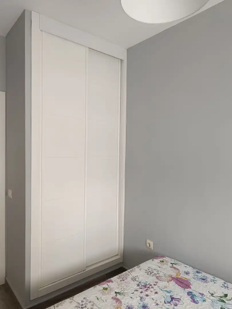 Dormitori de Casa adosada de lloguer en Cáceres amb Calefacció, Terrassa i Traster