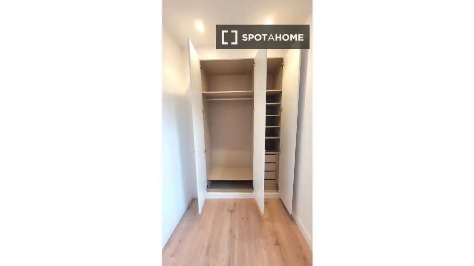 Bedroom of Flat for rent in Ciudad Lineal