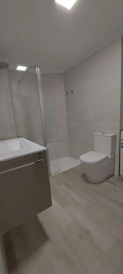 Bany de Apartament de lloguer en Alicante / Alacant