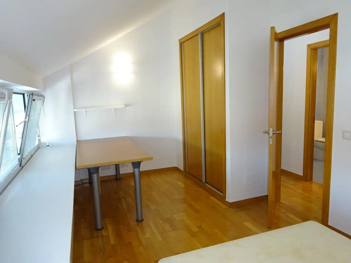 Habitación de Piso en venta en Ames con Calefacción y Amueblado