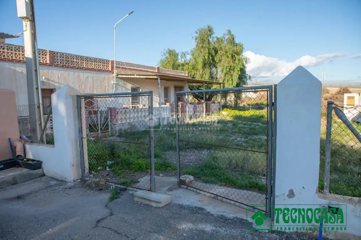 Casa adosada en venta en Cuevas del Almanzora