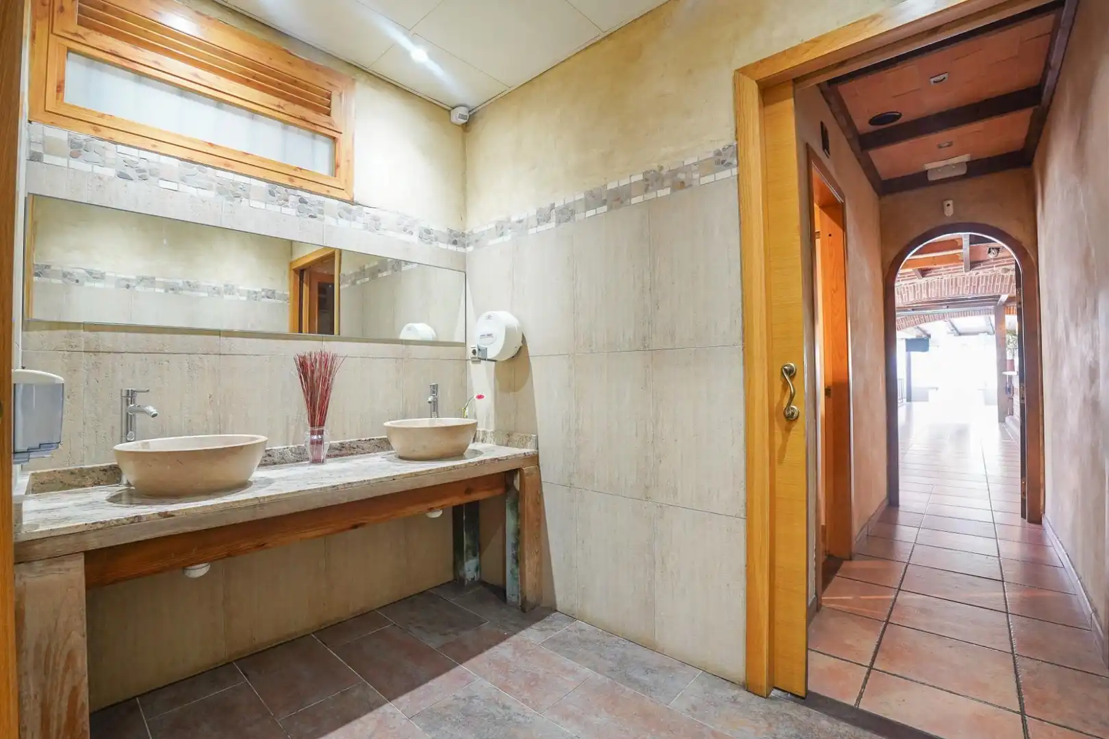 Business premises for sale in Carrer de Montserrat Caballé, imagen 29