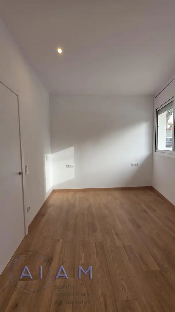 Schlafzimmer von Erdgeschoss zum Verkauf in Tordera mit Klimaanlage, Heizung und Parkett
