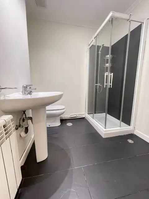 Bathroom of Flat for rent to own in Valladolid  with Heating, Terrace and Pets allowed