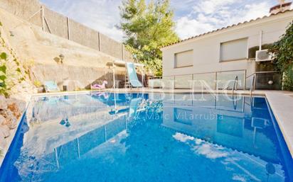 Swimming pool of House or chalet for sale in Argentona  with Air Conditioner, Heating and Private garden