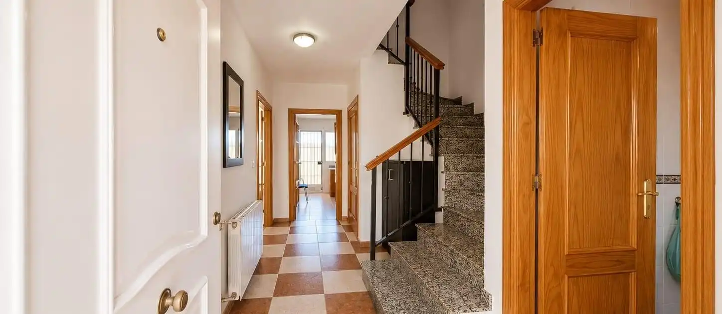 Detached homes for sale in Las Gabias