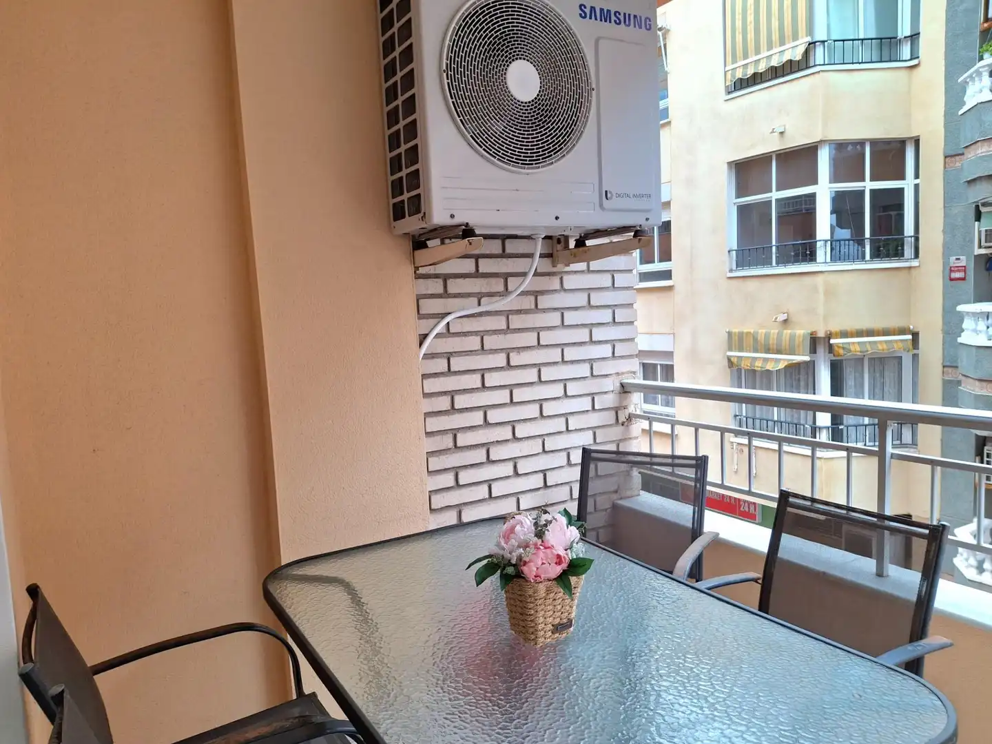 Terrasse von Wohnungen zur Miete in Torrevieja
