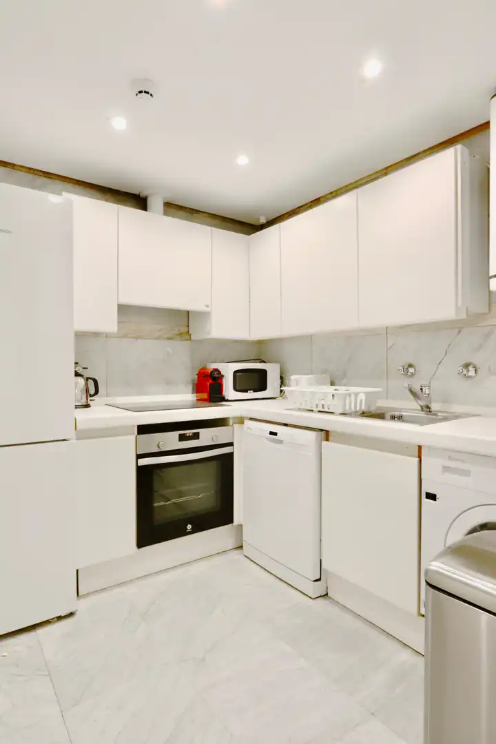 Kitchen of Flat for sale in Madrid  with Air Conditioner, Heating and Private garden