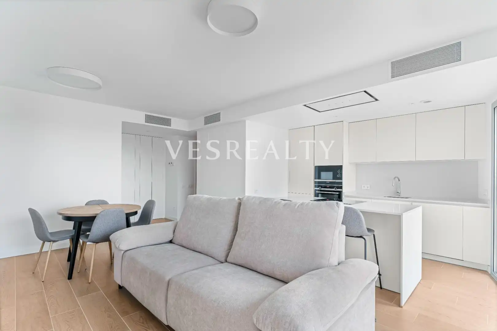 Apartament de lloguer a Calle Isabela Católica, Benalúa