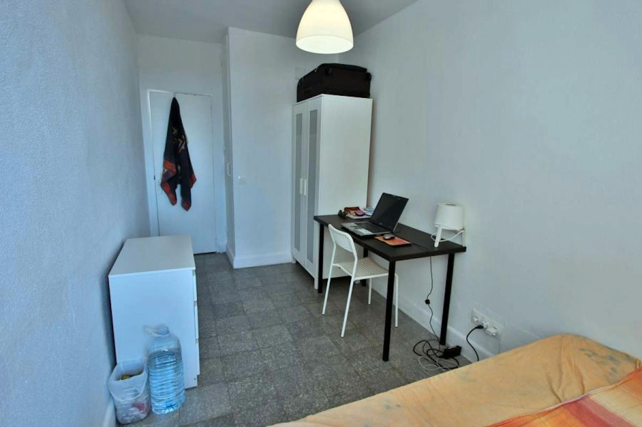 Piso para compartir en N/A, La Petxina