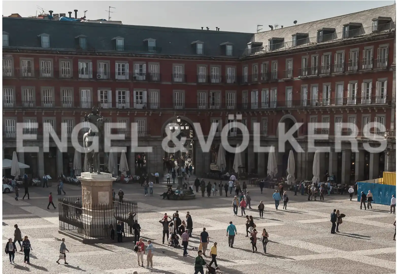 Exterior view of Flat for rent in Madrid  with Heating, Parquet flooring and Pets allowed
